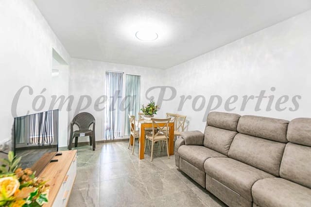 2 quarto Casa em Banda para arrendar em Corumbela, Sayalonga - 500 € (Ref: 9892665)