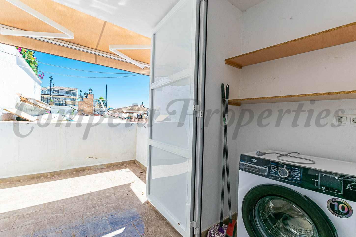 2 quarto Casa em Banda para arrendar em Corumbela - 500 € (Ref: 9892665)