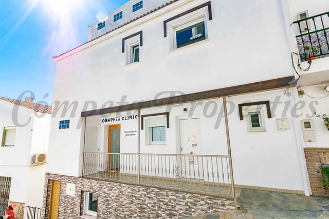 4 Zimmer Haus zu verkaufen in Cómpeta - 445.000 € (Ref: 9899802)