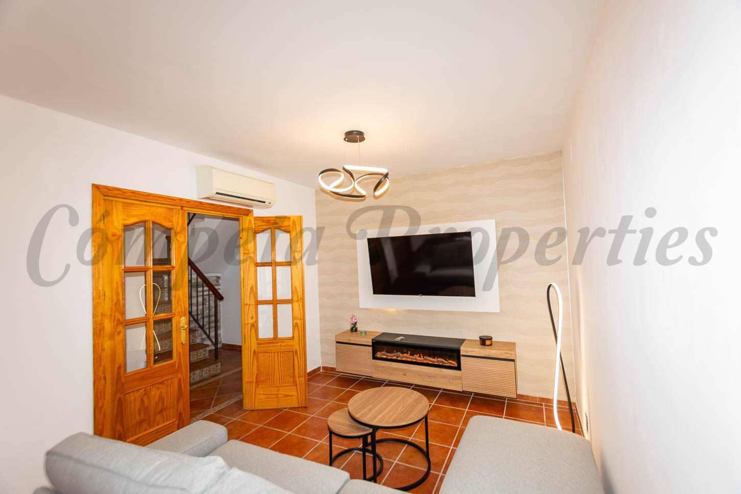 4 bedroom Townhouse for rent in Frigiliana - € 1,400 (Ref: 9901366)