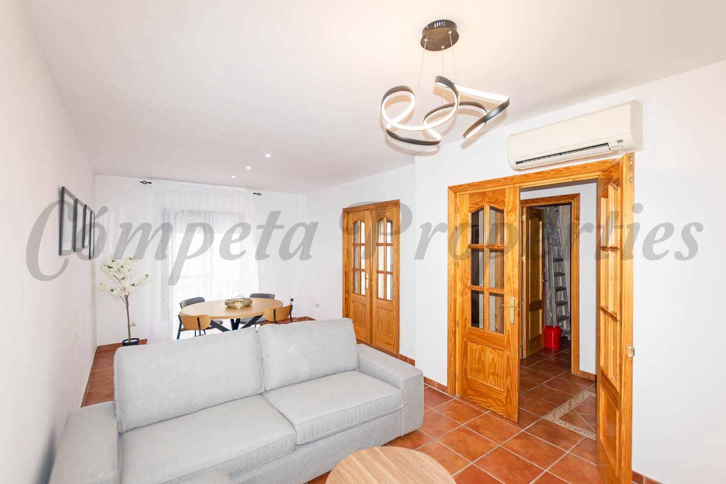4 bedroom Townhouse for rent in Frigiliana - € 1,400 (Ref: 9901366)