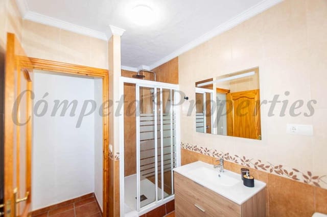 4 bedroom Townhouse for rent in Frigiliana - € 1,400 (Ref: 9901366)