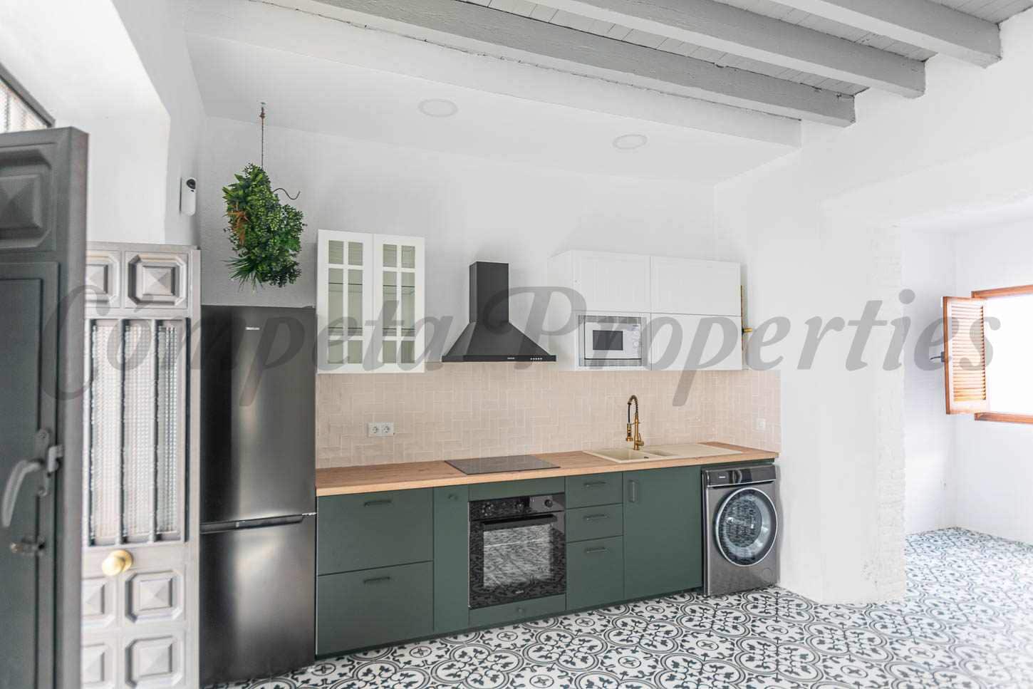 2 soveværelse Byhus til salg i Periana - € 167.000 (Ref: 9901574)