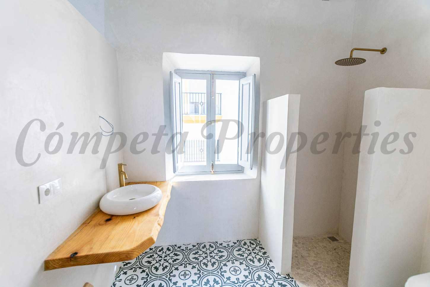 2 soveværelse Byhus til salg i Periana - € 167.000 (Ref: 9901574)
