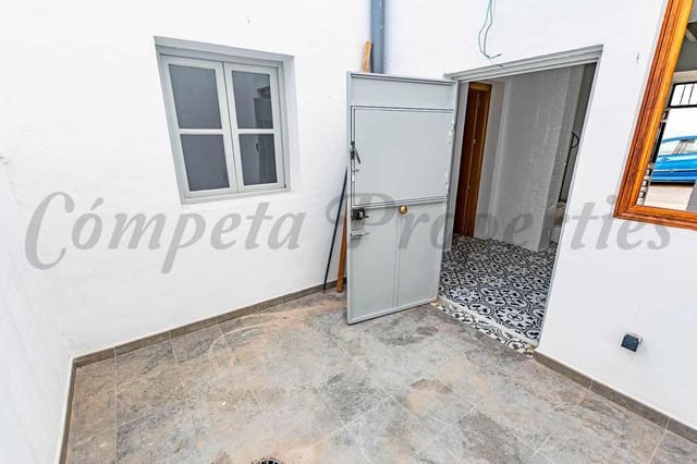 2 soveværelse Byhus til salg i Periana - € 167.000 (Ref: 9901574)