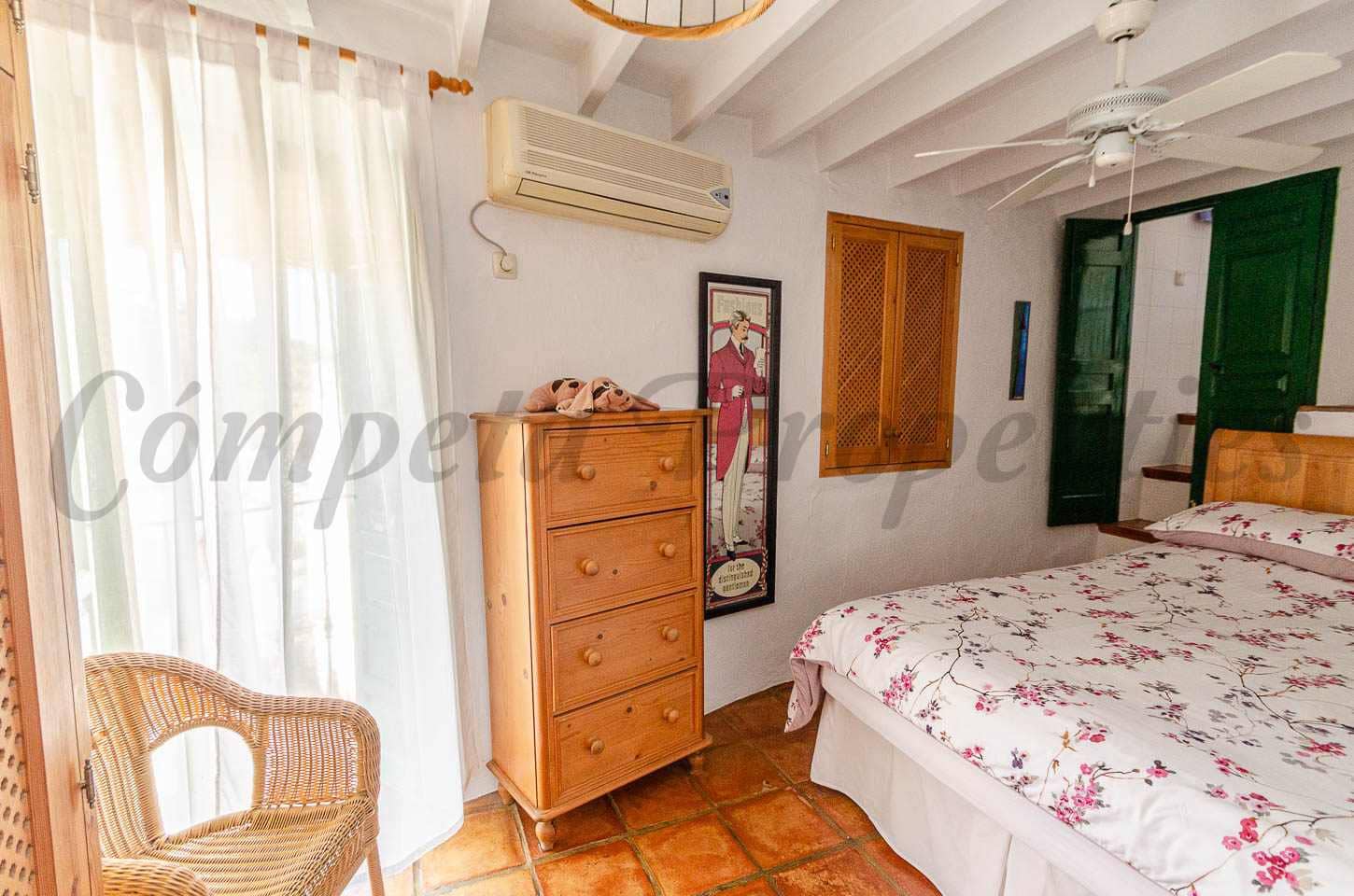 4 quarto Casa em Banda para venda em Competa - 295 000 € (Ref: 9902299)