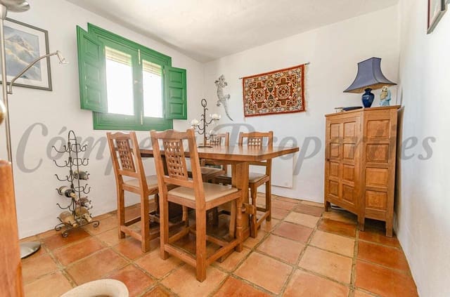 4 quarto Casa em Banda para venda em Cómpeta - 295 000 € (Ref: 9902299)