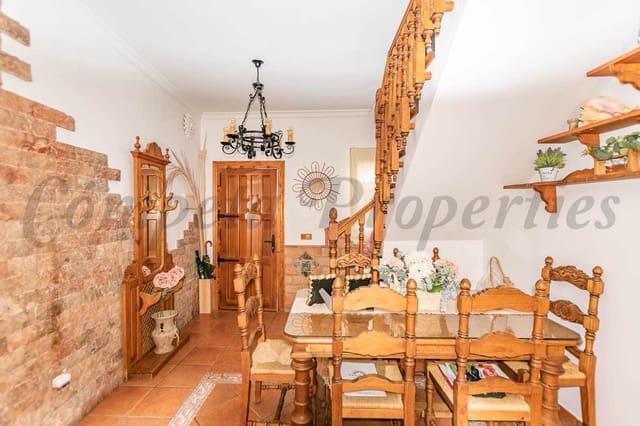 3 bedroom Townhouse for sale in Cómpeta - € 280,000 (Ref: 9904721)