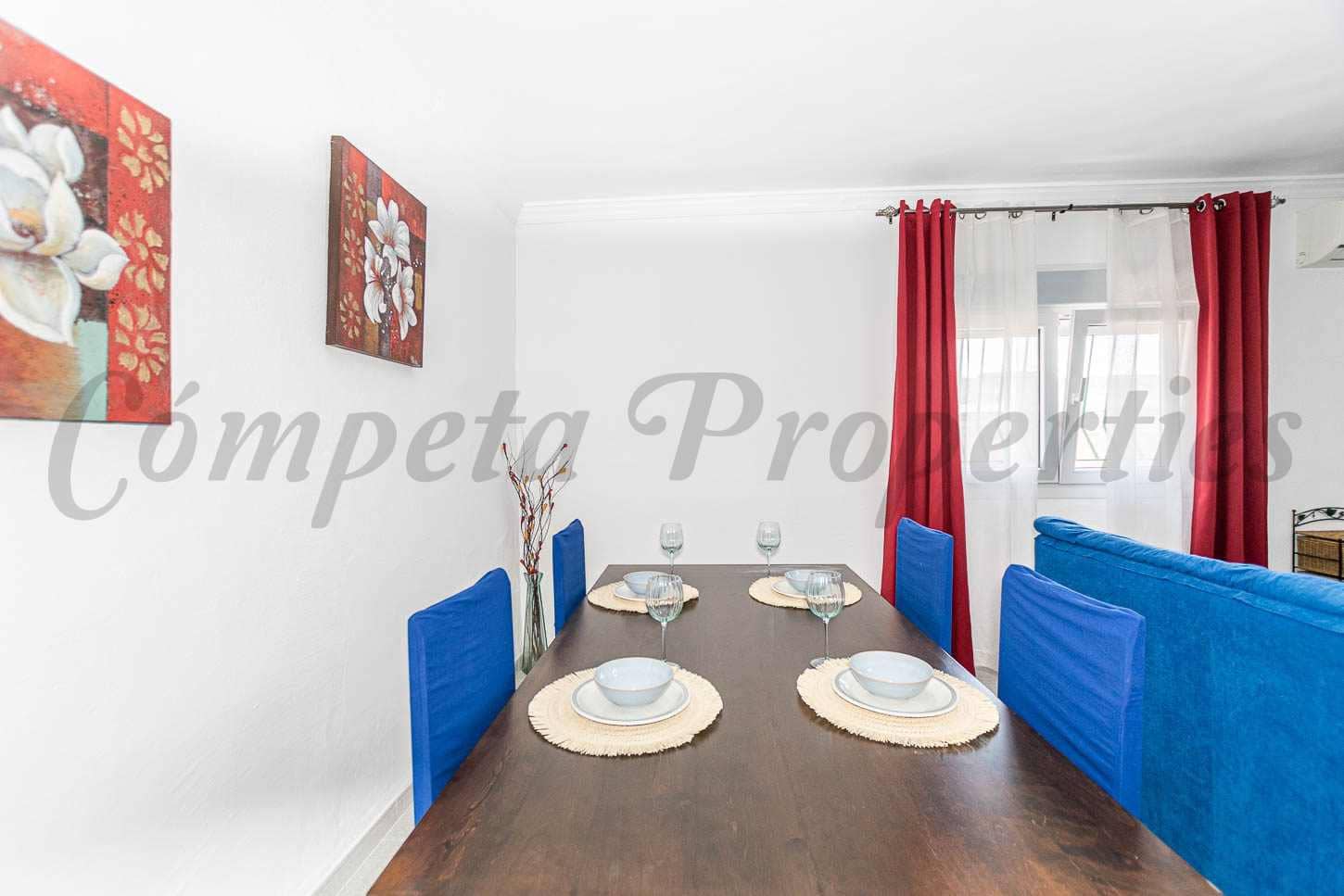 4 slaapkamer Huis te huur in Sayalonga - € 1.100 (Ref: 9911802)