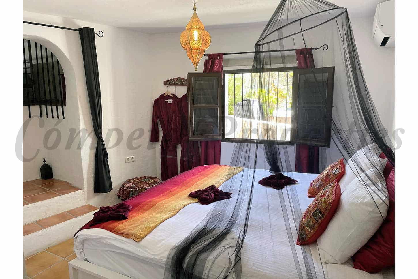 3 Zimmer Villa zu verkaufen in Comares mit Garage - 369.500 € (Ref: 9914055)