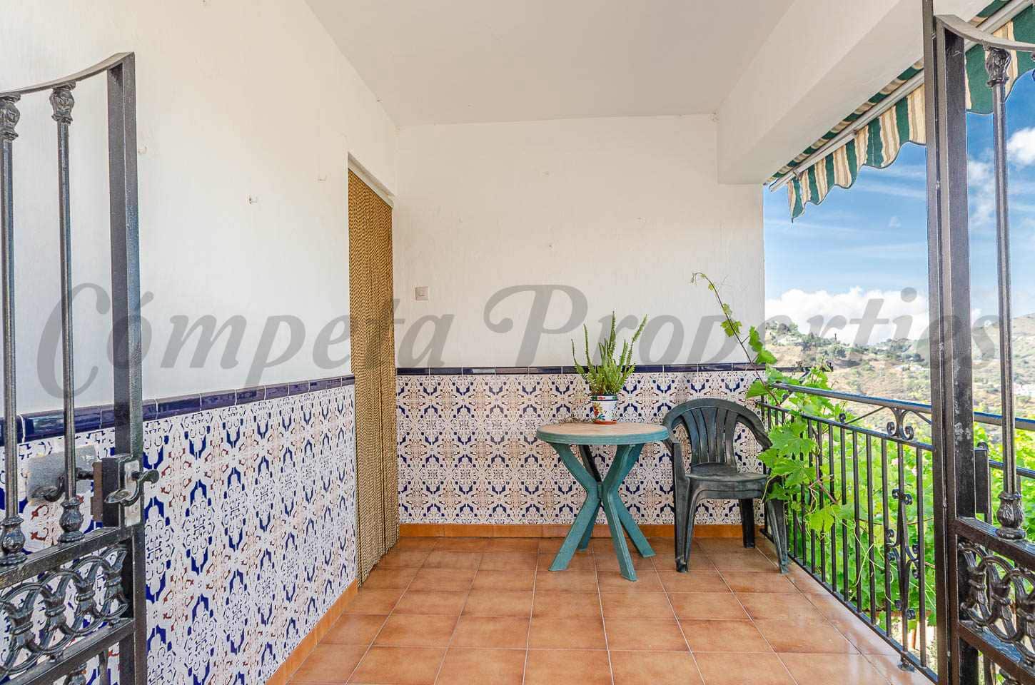 4 sovrum Hus till salu i Competa med garage - 650 000 € (Ref: 9914964)