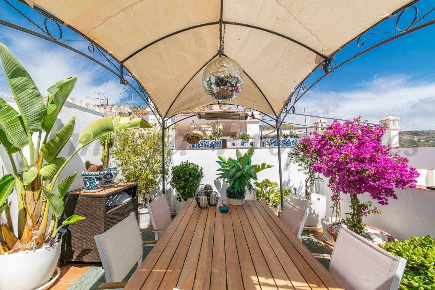 3 sypialnia Apartament na sprzedaż w Torrox z basenem - 369 000 € (Ref: 9918952)
