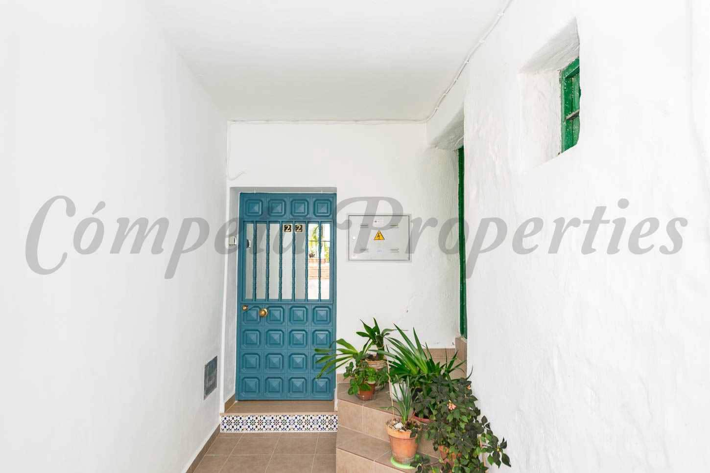 2 bedroom Townhouse for rent in Canillas de Albaida with pool - € 750 (Ref: 9919052)