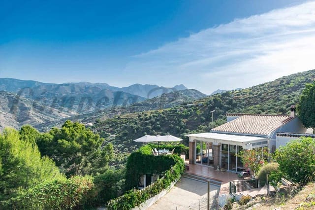 3 soverom Villa til salgs i Torrox med svømmebasseng - € 475 000 (Ref: 9921331)