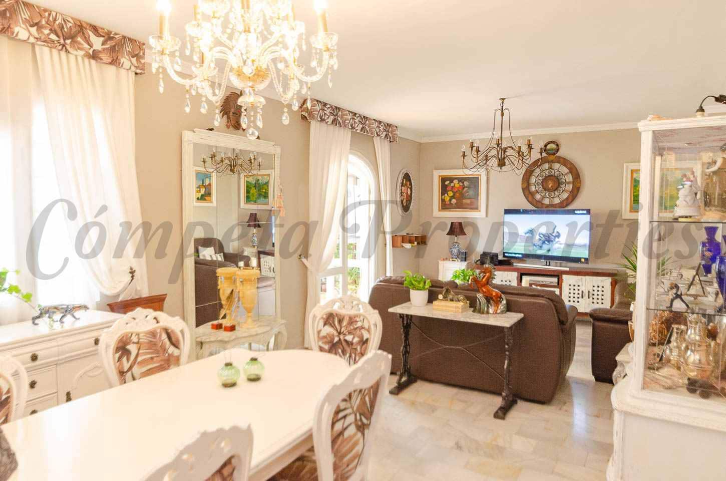 4 soveværelse Lejlighed til salg i Competa - € 270.000 (Ref: 9922878)
