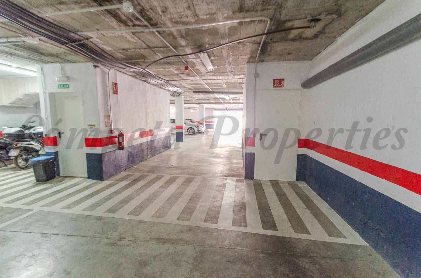 3 sovrum Lägenhet till salu i Competa med pool garage - 265 000 € (Ref: 9937191)