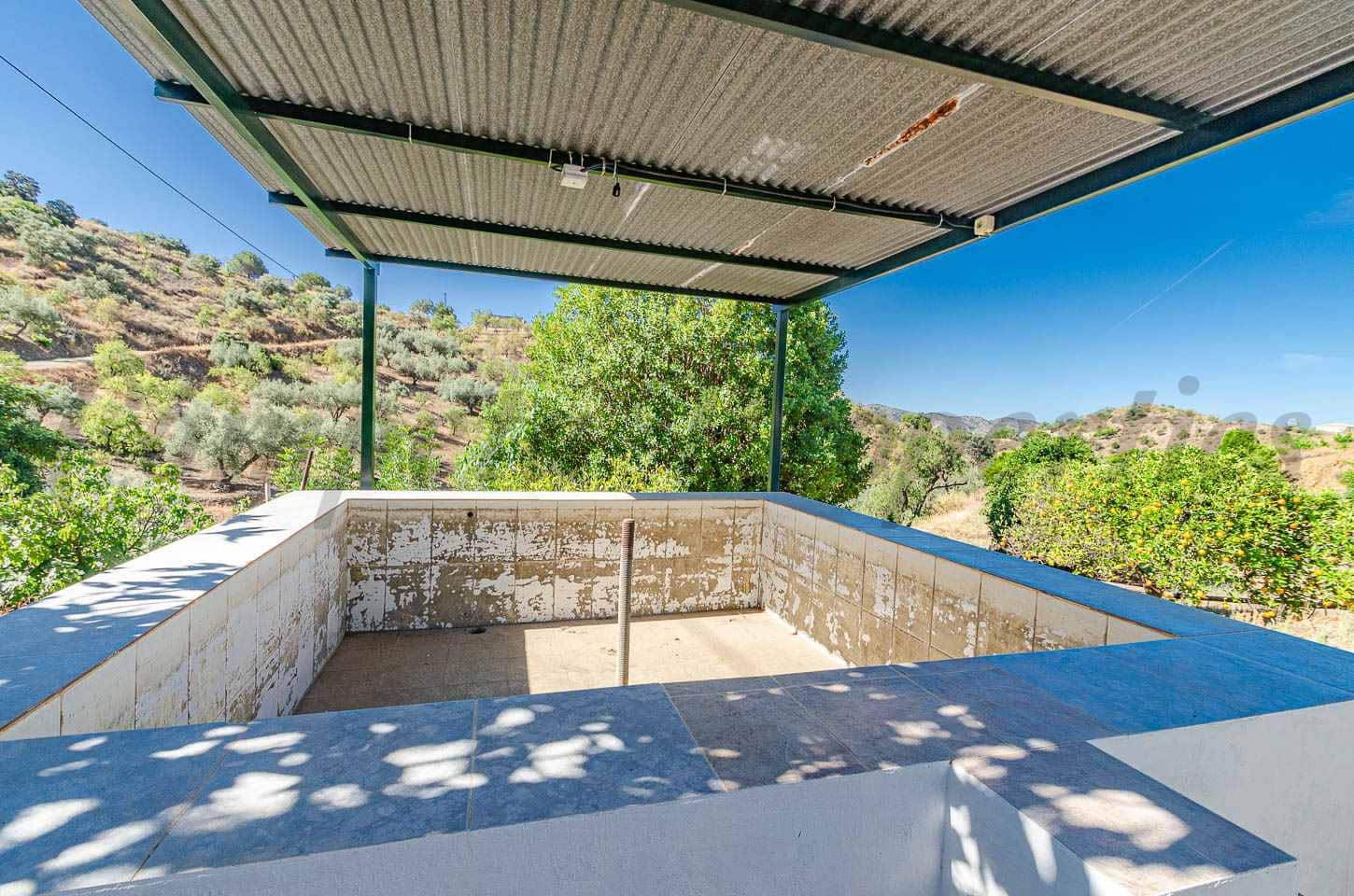3 sovrum Finca/Hus på landet till salu i Sedella med garage - 355 000 € (Ref: 9940834)