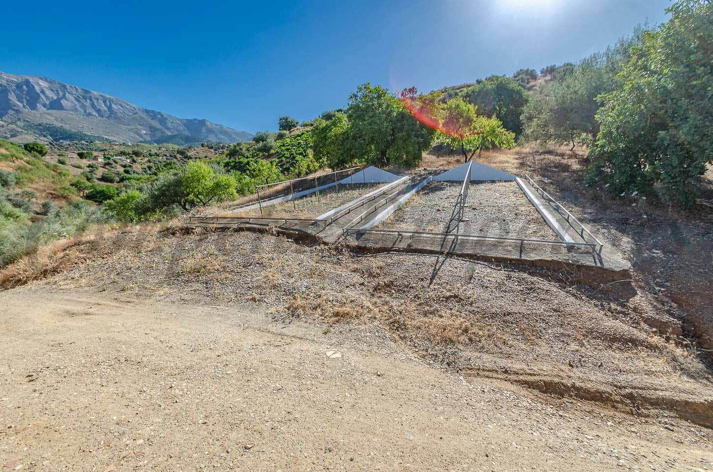 3 sovrum Finca/Hus på landet till salu i Sedella med garage - 355 000 € (Ref: 9940834)