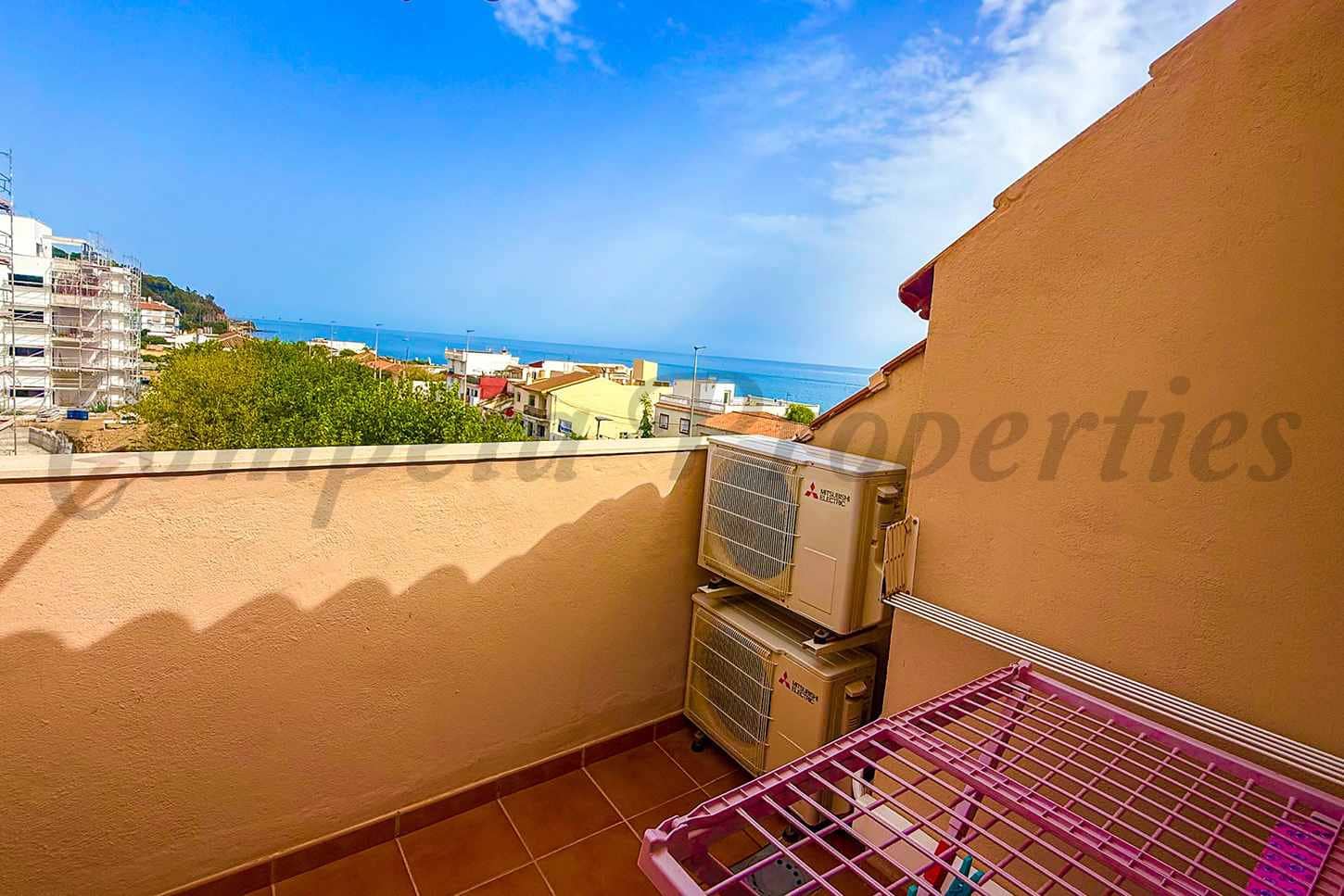 2 soveværelse Lejlighed til salg i Algarrobo Costa med garage - € 275.000 (Ref: 9942875)