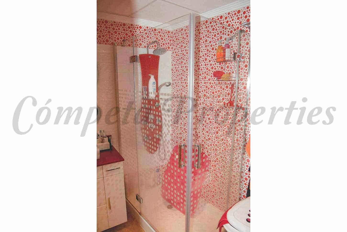 2 quarto Apartamento para arrendar em Nerja - 1 300 € (Ref: 9950669)