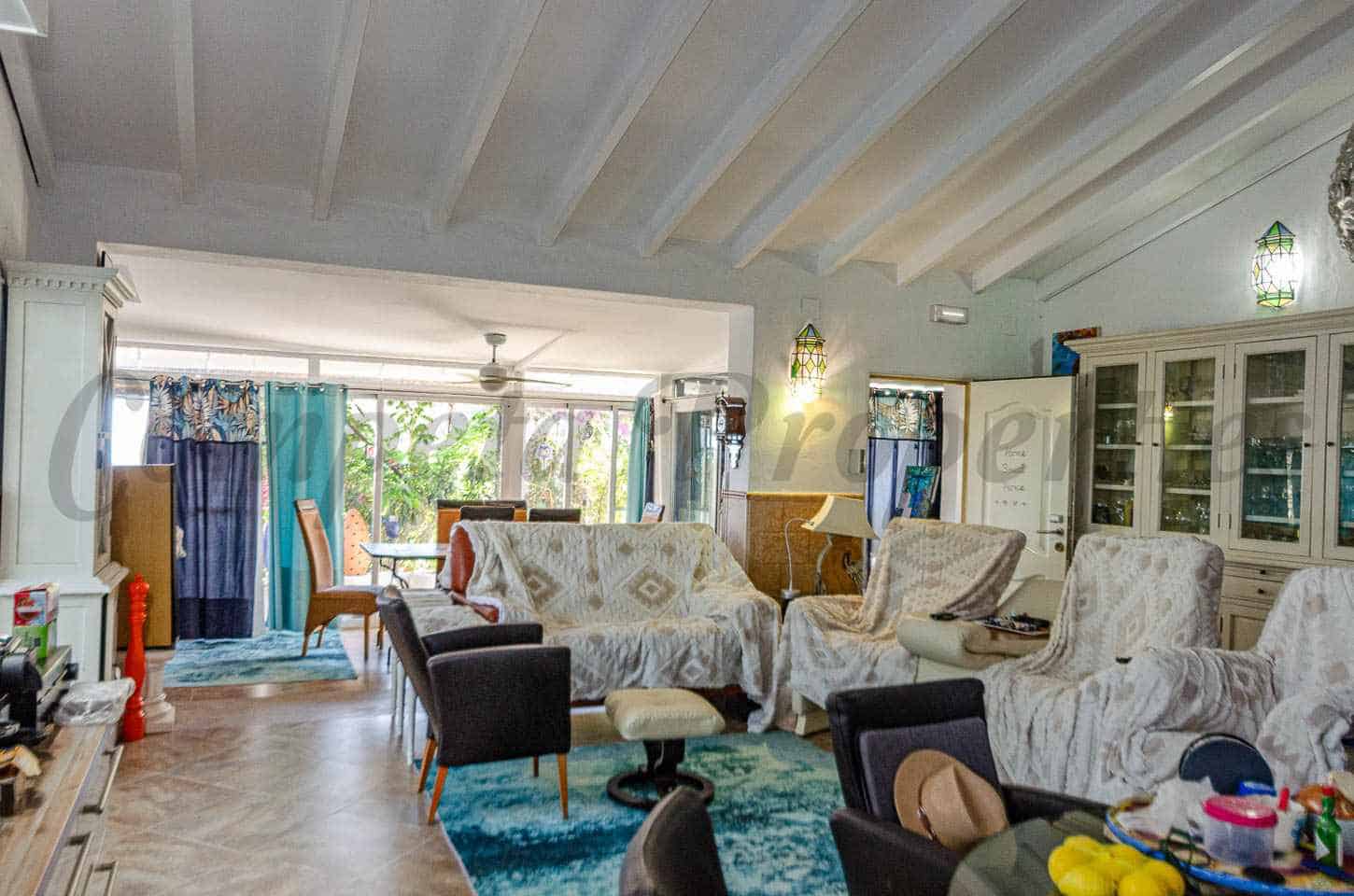 3 quarto Moradia para venda em Arenas com piscina garagem - 439 000 € (Ref: 9953311)