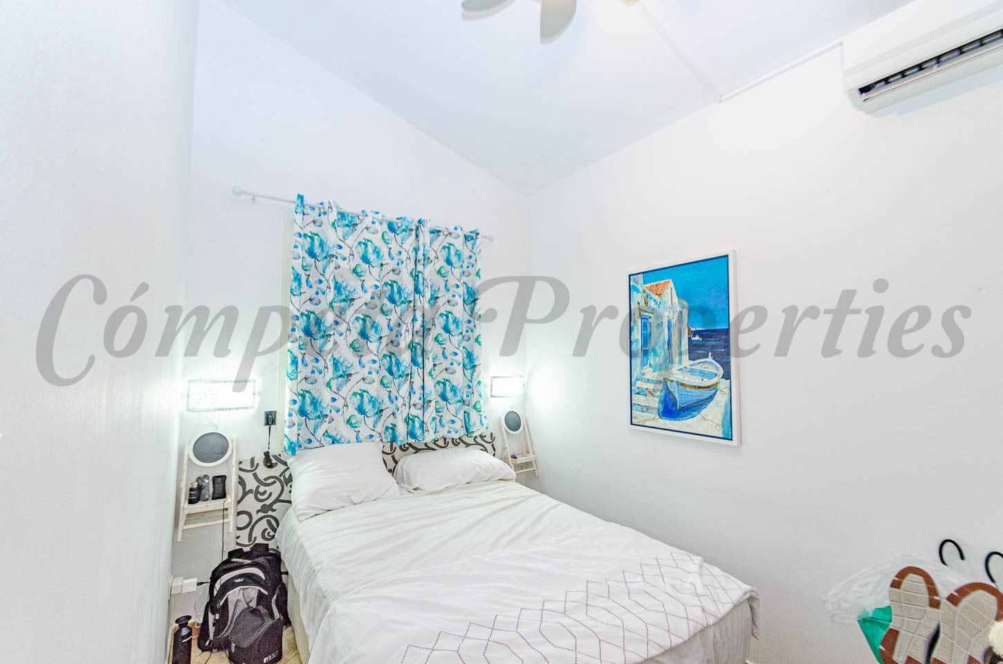 3 quarto Moradia para venda em Arenas com piscina garagem - 439 000 € (Ref: 9953311)