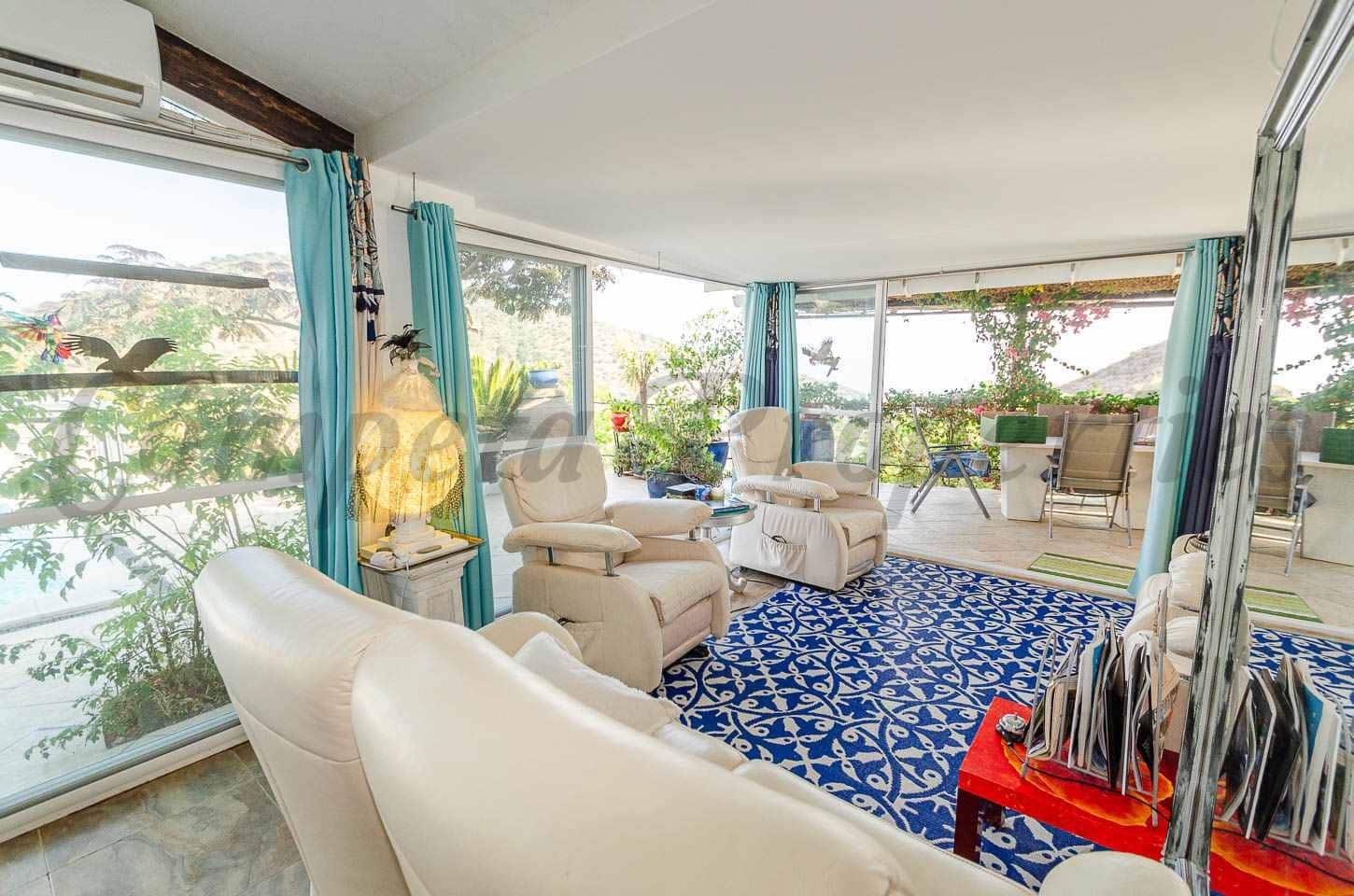 3 bedroom Villa for sale in Arenas with pool garage - € 439,000 (Ref: 9953311)