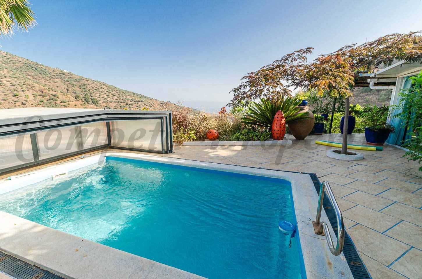 3 bedroom Villa for sale in Arenas with pool garage - € 439,000 (Ref: 9953311)