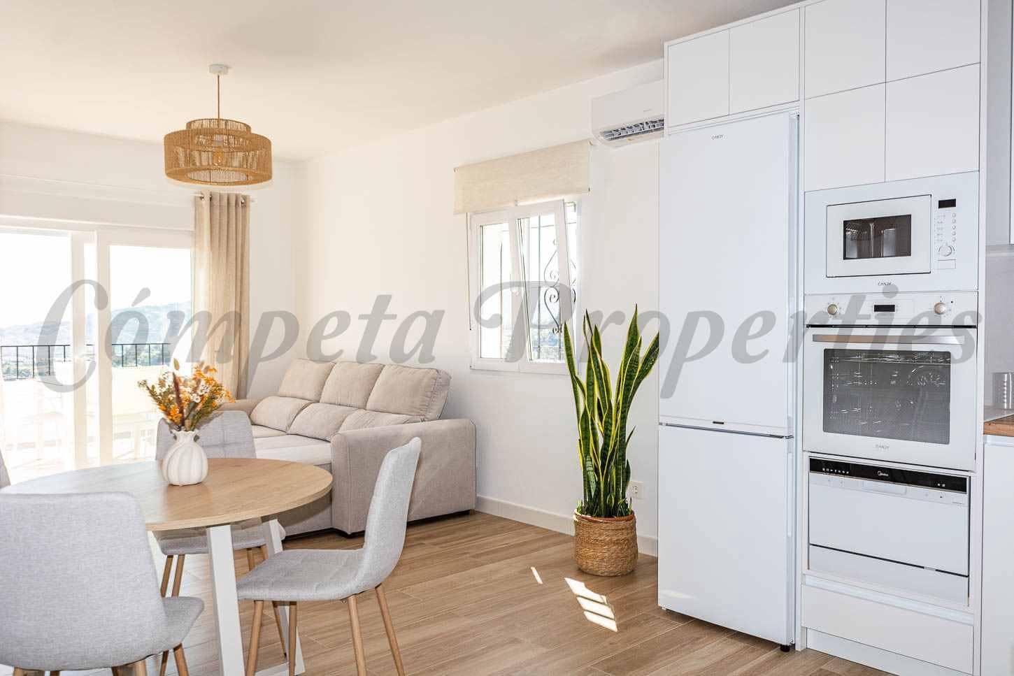1 makuuhuone Huoneisto vuokrattavana paikassa Nerja mukana uima-altaan - 900 € (Ref: 9964485)