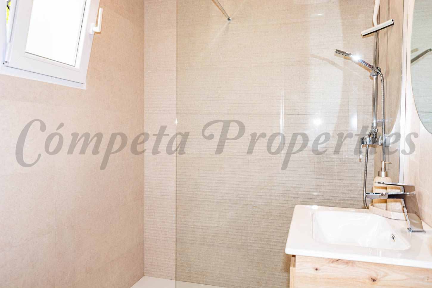 1 makuuhuone Huoneisto vuokrattavana paikassa Nerja mukana uima-altaan - 900 € (Ref: 9964485)