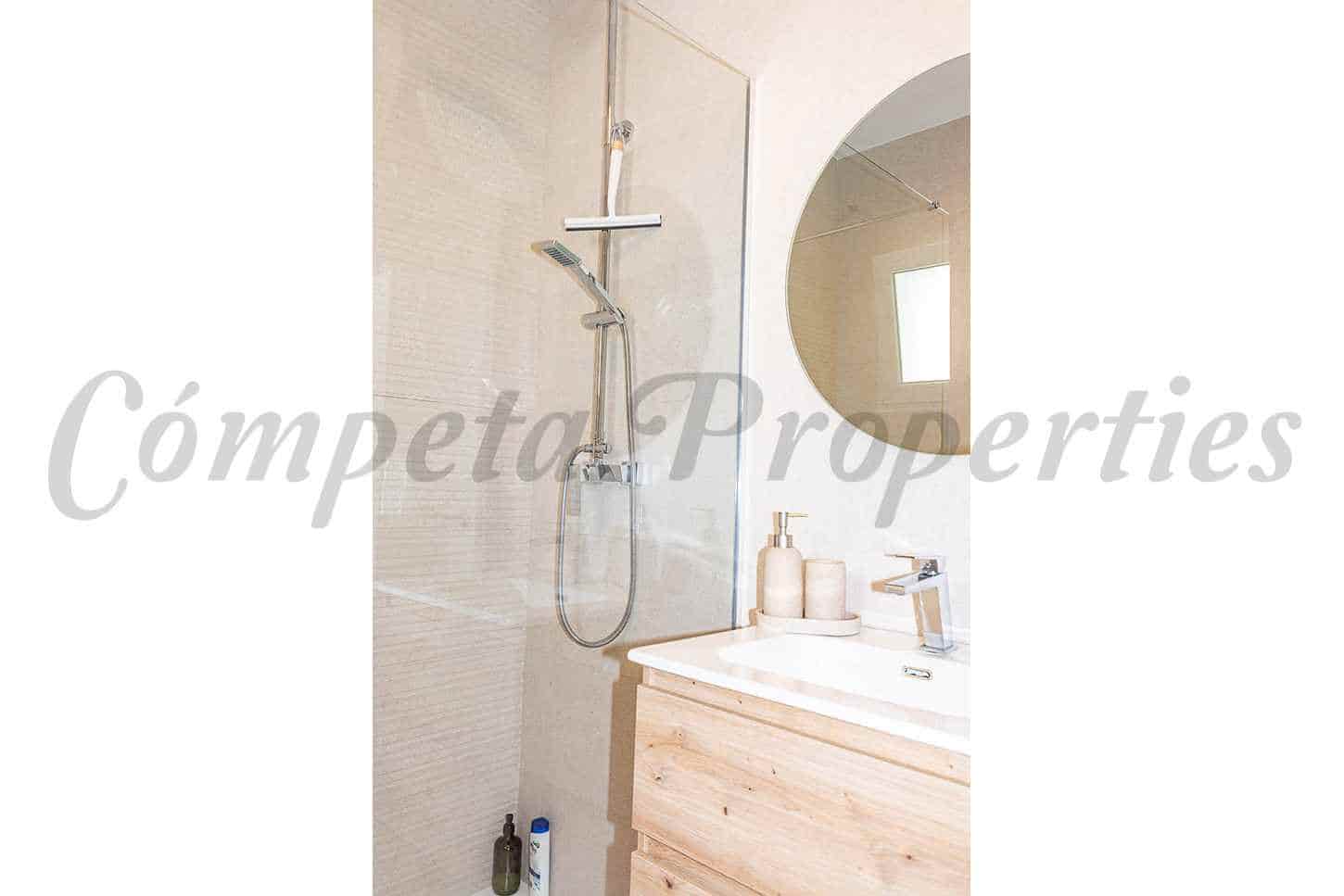 1 makuuhuone Huoneisto vuokrattavana paikassa Nerja mukana uima-altaan - 900 € (Ref: 9964485)