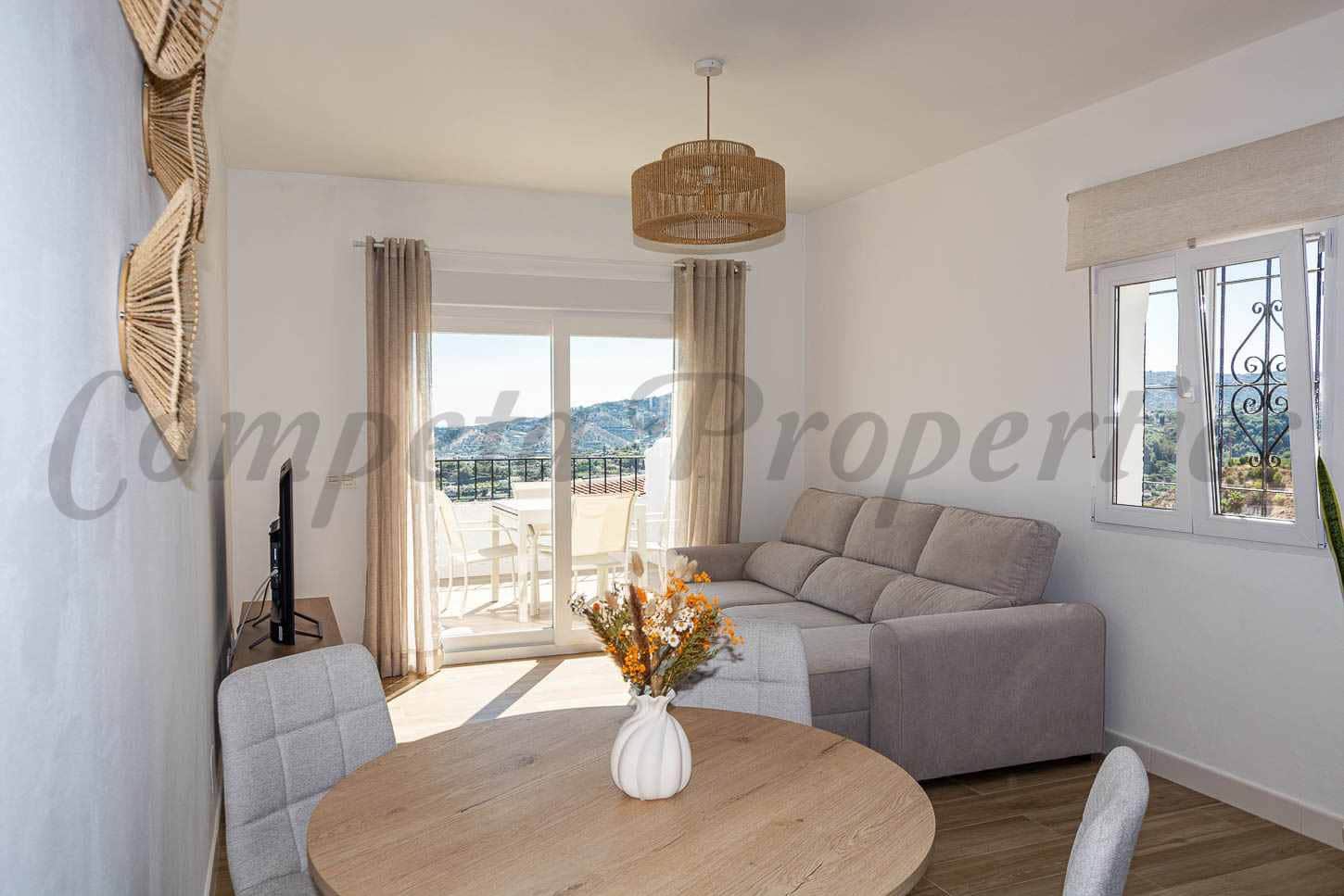 1 makuuhuone Huoneisto vuokrattavana paikassa Nerja mukana uima-altaan - 900 € (Ref: 9964485)