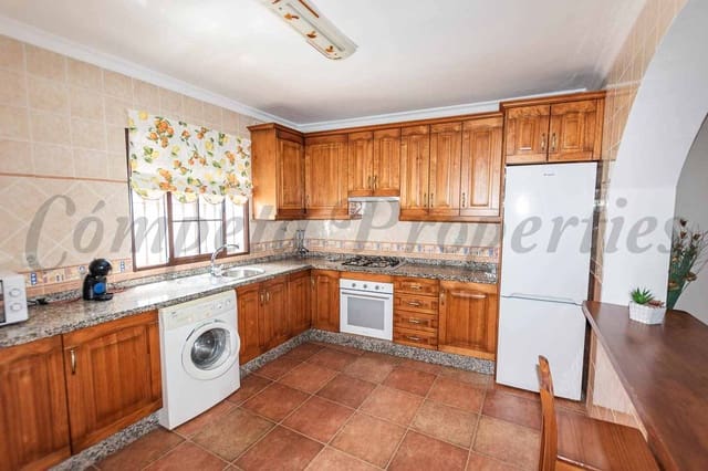 2 soverom Leilighet til leie i Maro - Cuevas de Nerja, Nerja - € 850 (Ref: 9969059)