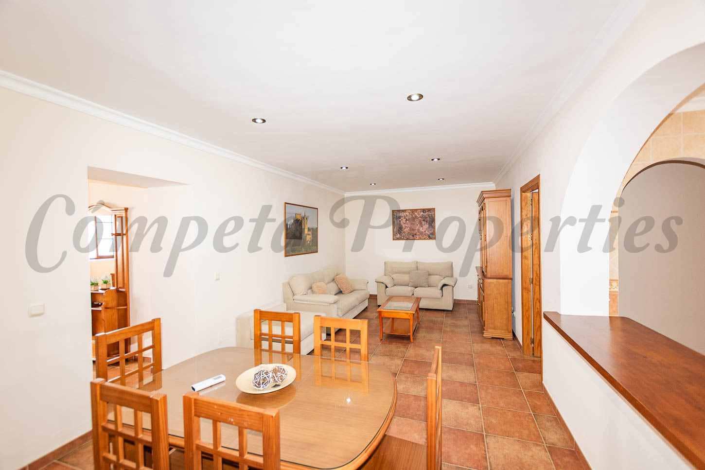 2 soverom Leilighet til leie i Nerja - € 850 (Ref: 9969059)