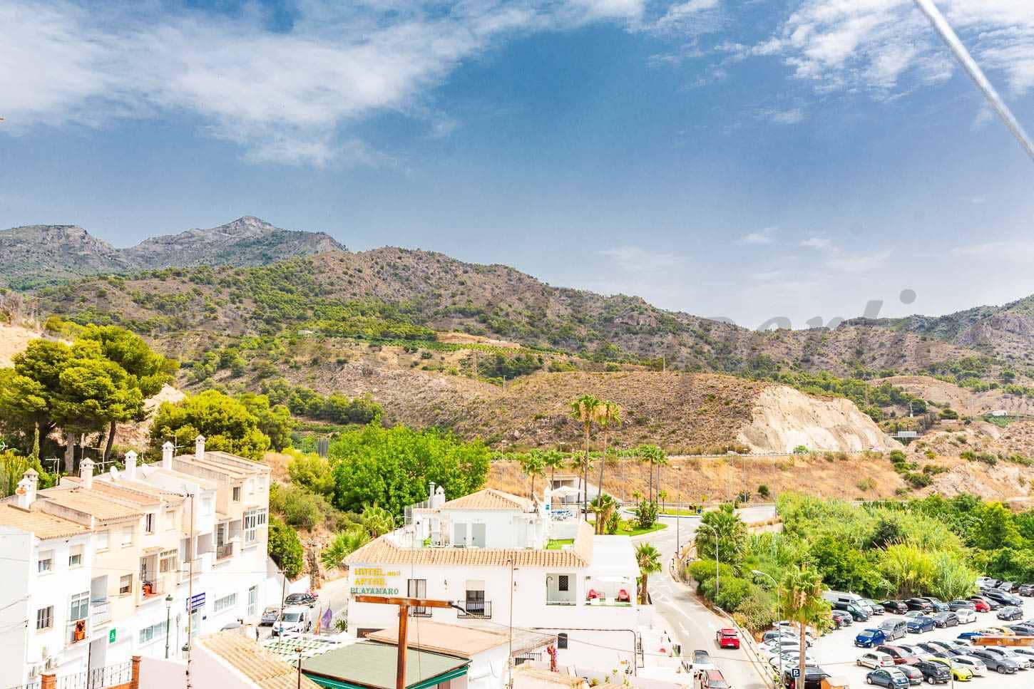 2 soverom Leilighet til leie i Nerja - € 850 (Ref: 9969059)