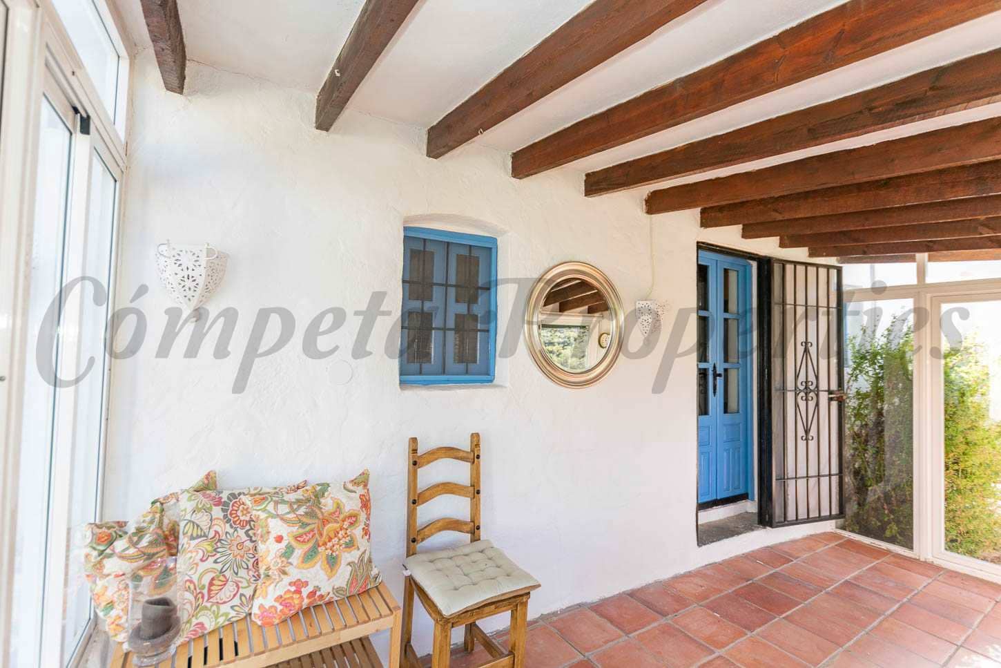 Finca/Casa Rural de 4 habitaciones en Cómpeta en venta con piscina - 549.000 € (Ref: 9973806)