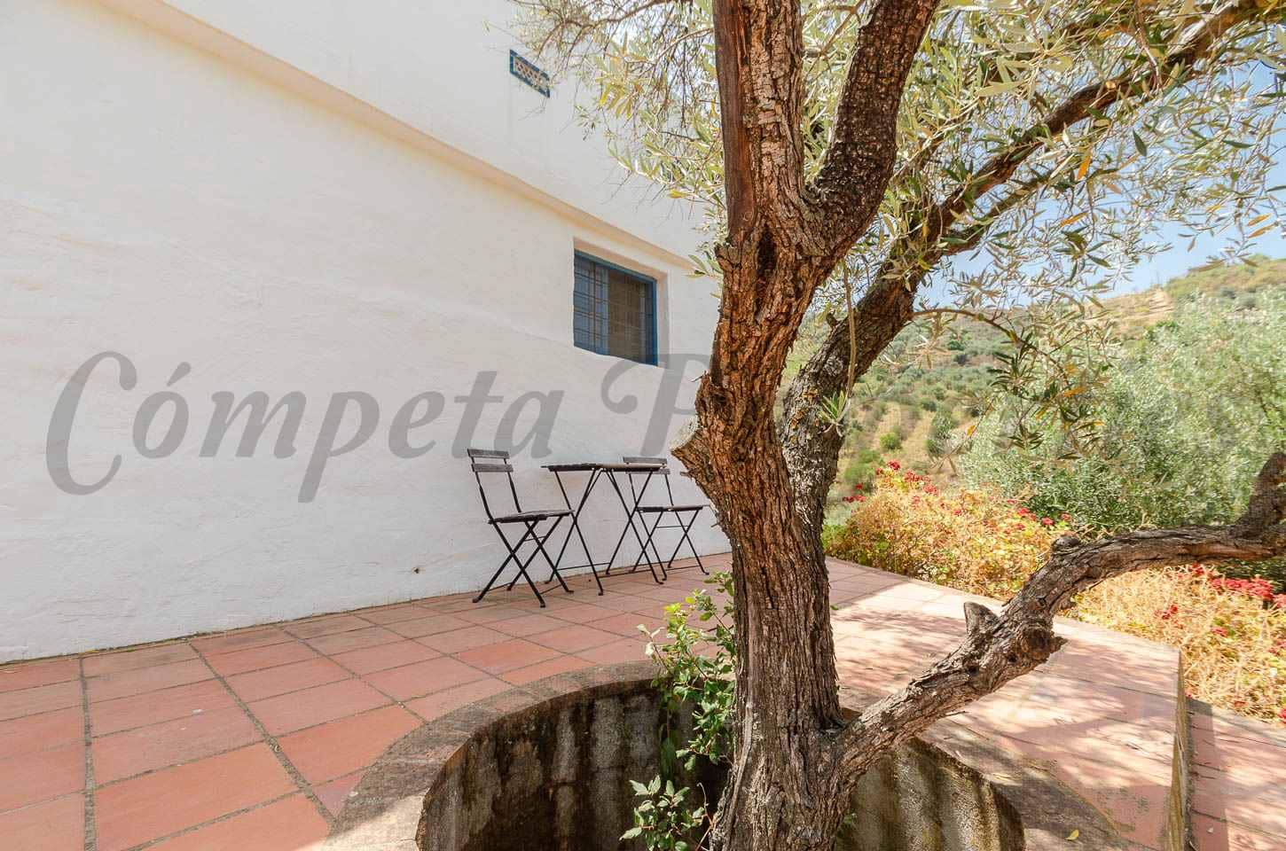 4 bedroom Finca/Country House for sale in Competa with pool - € 549,999 (Ref: 9973806)
