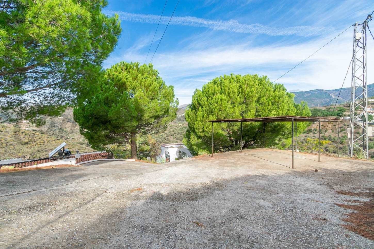 4 bedroom Finca/Country House for sale in Competa with pool - € 549,999 (Ref: 9973806)