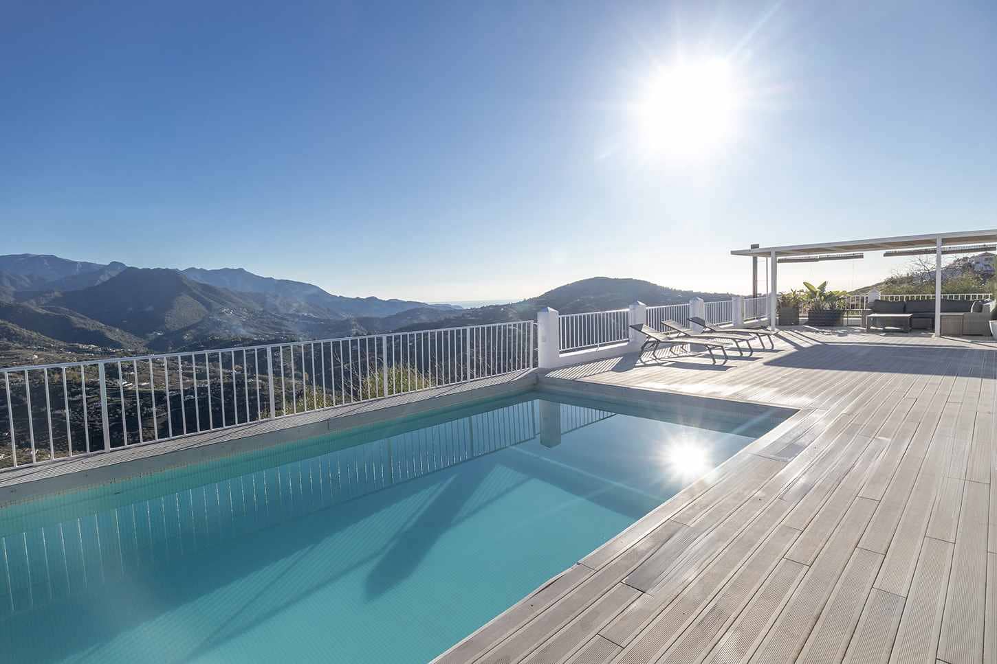 4 soverom Finca/Herregård til salgs i Competa med svømmebasseng garasje - € 575 000 (Ref: 9981362)
