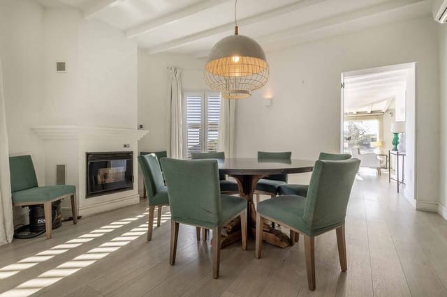 4 soverom Finca/Herregård til salgs i Cómpeta med svømmebasseng garasje - € 575 000 (Ref: 9981362)