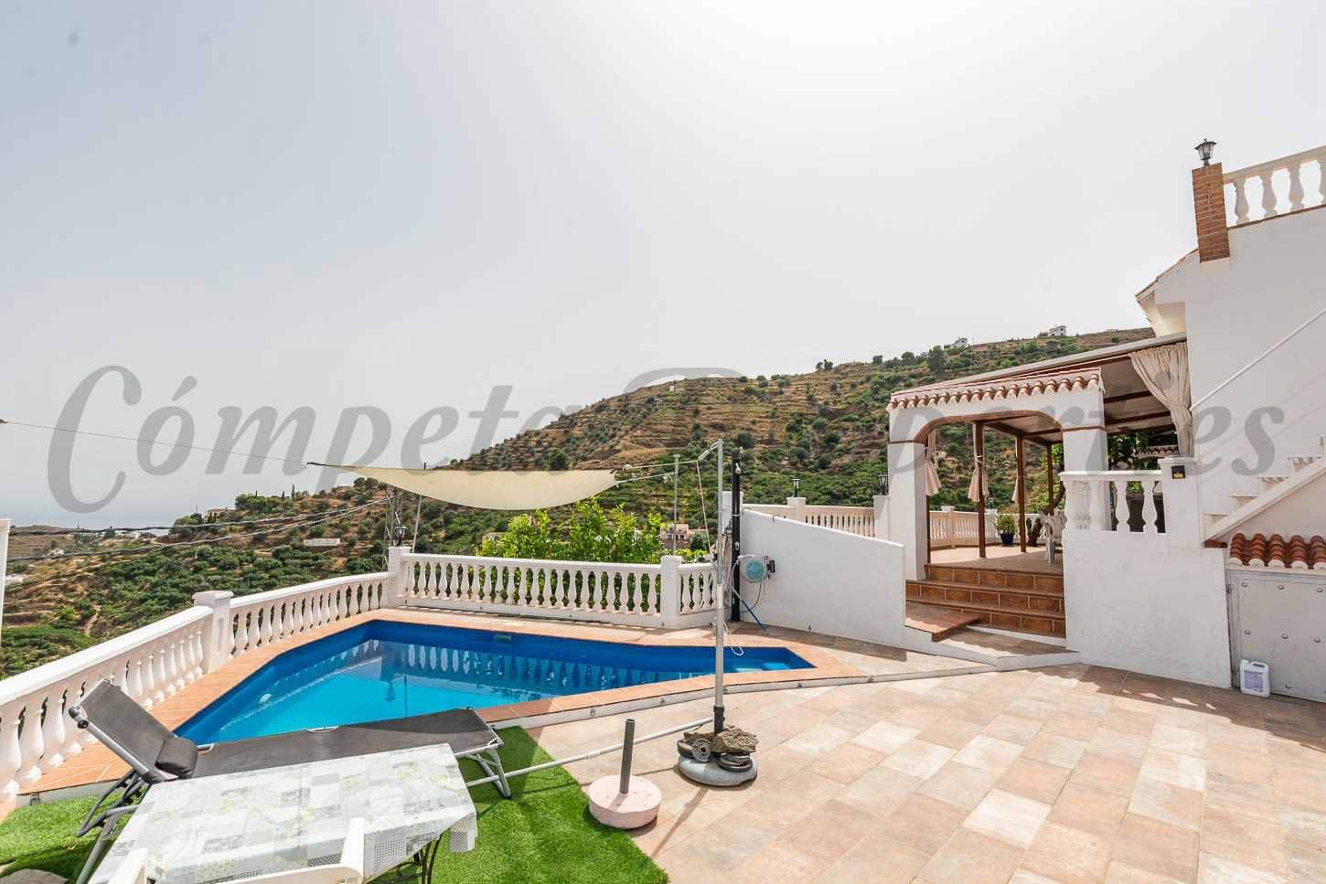 3 bedroom Finca/Country House for sale in Torrox with pool garage - € 290,500 (Ref: 9983339)