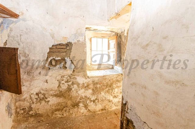 Casa en Sedella en venta - 65.500 € (Ref: 9989306)