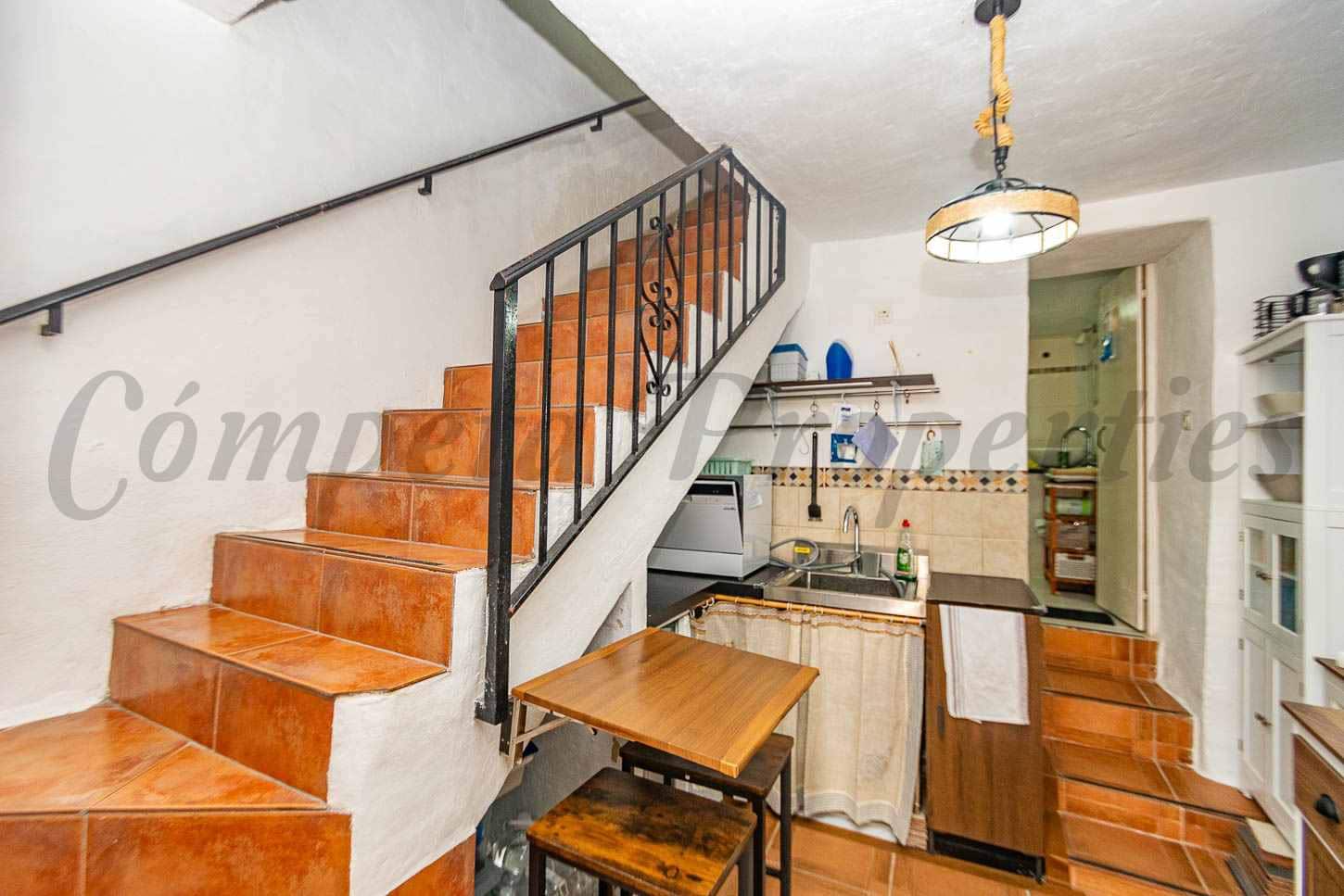 Casa de 2 habitaciones en Torrox en venta - 105.000 € (Ref: 9997723)