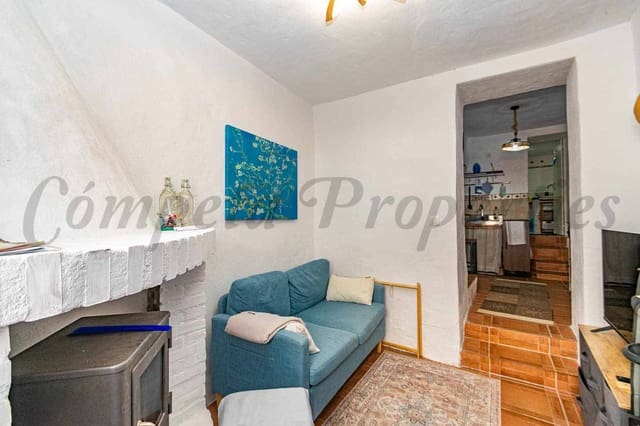 Casa de 2 habitaciones en Torrox en venta - 105.000 € (Ref: 9997723)