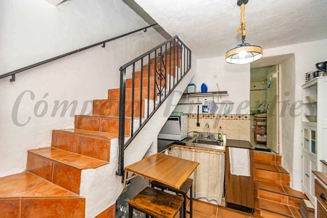 Casa de 2 habitaciones en Torrox en venta - 105.000 € (Ref: 9997723)
