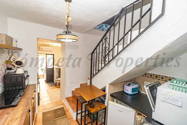 Casa de 2 habitaciones en Torrox en venta - 105.000 € (Ref: 9997723)