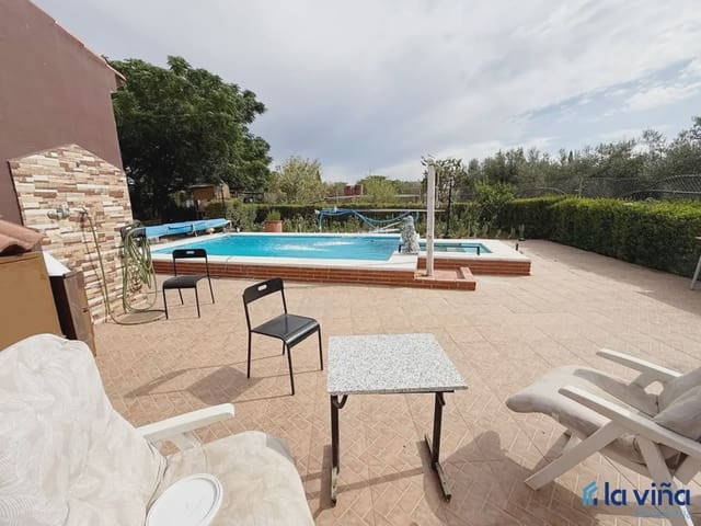 Finka/Dom wiejski na sprzedaż w Antequera - 249 000 € (Ref: 10001000)