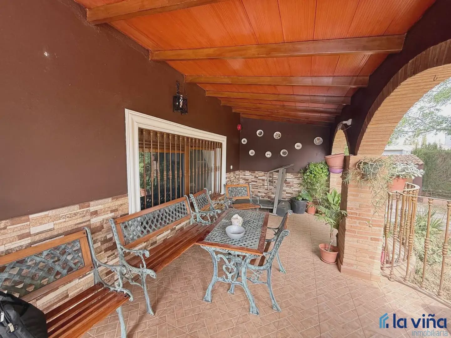 Finka/Dom wiejski na sprzedaż w Antequera - 249 000 € (Ref: 10001000)