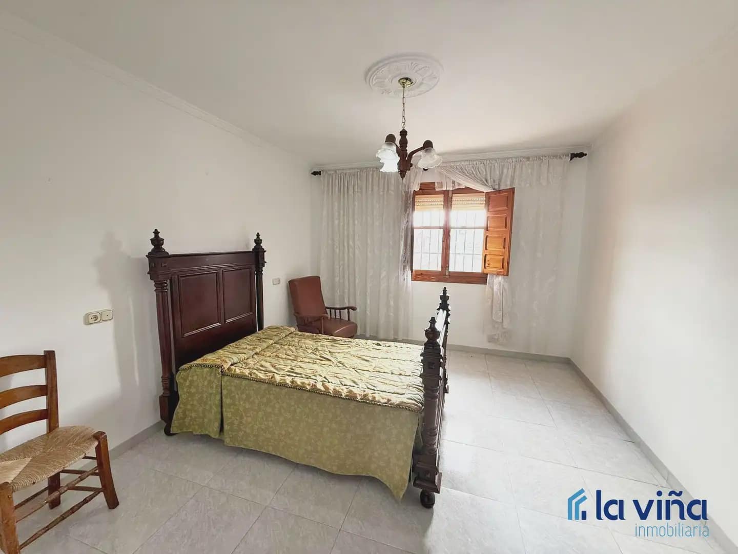 9 makuuhuone Omakotitalo myytävänä paikassa Villanueva de Tapia - 179 000 € (Ref: 10026009)