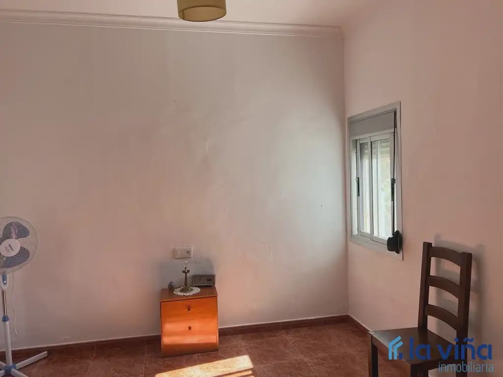 4 bedroom Townhouse for sale in Humilladero - € 136,500 (Ref: 10034350)